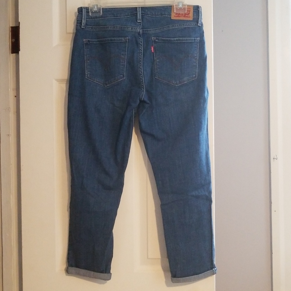 Levi Strauss Mid Rise Skinny Jeans
